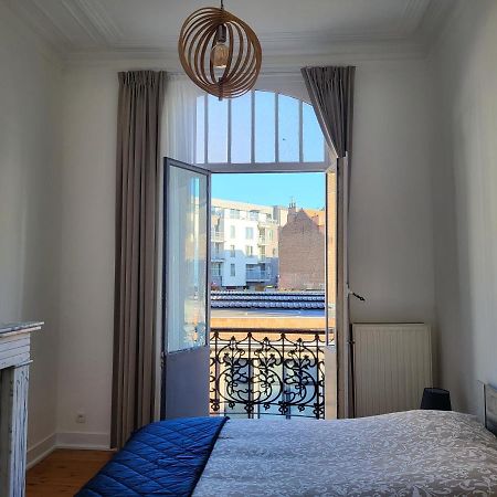 Brussels Bed & Blockchain Private Rooms With Shared Bathroom Etterbeek Exterior photo