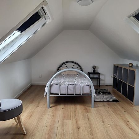 Brussels Bed & Blockchain Private Rooms With Shared Bathroom Etterbeek Exterior photo