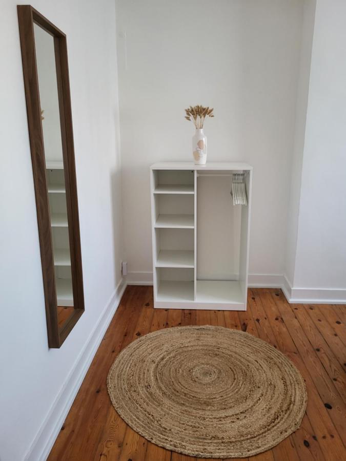 Brussels Bed & Blockchain Private Rooms With Shared Bathroom Etterbeek Exterior photo