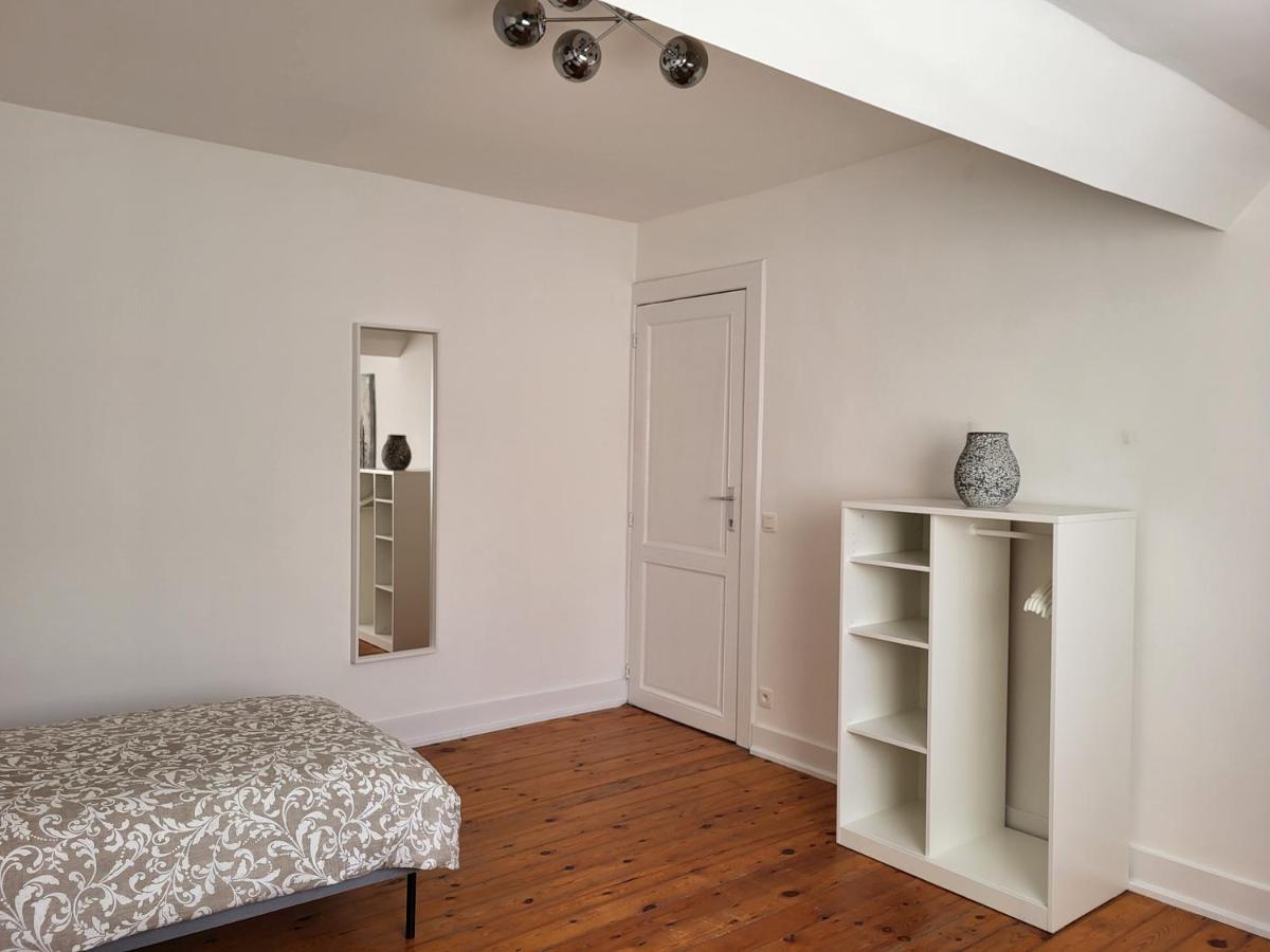 Brussels Bed & Blockchain Private Rooms With Shared Bathroom Etterbeek Exterior photo